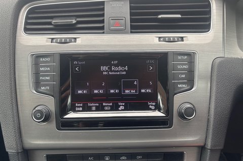 Volkswagen Golf MATCH TDI BLUEMOTION TECHNOLOGY LOOK! £20 TAX!DAB,BLUETOOTH 24