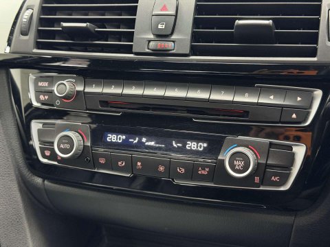 BMW 3 Series 2.0 330e 7.6kWh M Sport Saloon 4dr Petrol Plug-in Hybrid Auto Euro 6 (s/s) 46