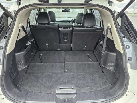Nissan X-Trail 2.0 X-Trail Tekna dCi 4x4 CVT 4WD 5dr 26