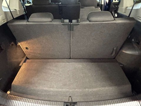 Volkswagen Tiguan 2.0 Tiguan Allspace SE Nav TDI 4Motion Semi-Auto 4WD 5dr 37