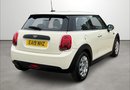 Mini Hatchback 1.5 One Classic II 3dr 8