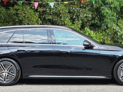 Mercedes-Benz E Class 2.0 E 300 AMG LINE Advanced E Auto 5dr 4