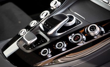 Mercedes-Benz AMG GT R GT R 18
