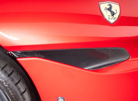 Ferrari Portofino M 33