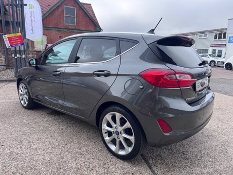 Ford Fiesta TITANIUM X 7