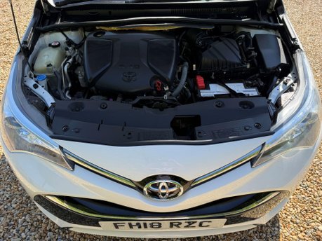 Toyota Avensis 2.0 D-4D Business Edition Touring Sports Euro 6 (s/s) 5dr 15