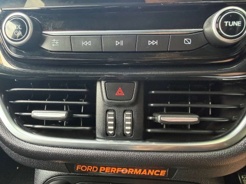 Ford Fiesta 1.5 Fiesta ST-3 T 5dr 47