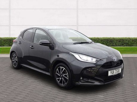 Toyota Yaris 1.5 Yaris Design HEV CVT 5dr