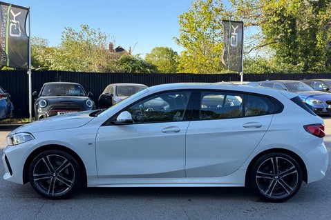 BMW 1 Series 118I M SPORT AUTOMATIC - FULL BMW SERVICE HISTORY -APPLE CARPLAY 10