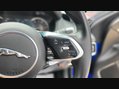 Jaguar XE R-DYNAMIC S 22