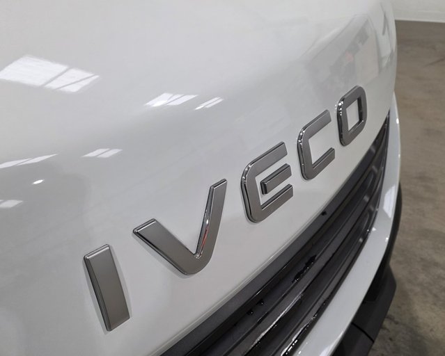 Iveco Daily 2.3 35S14 H2 Roof Business Van 3520L WB