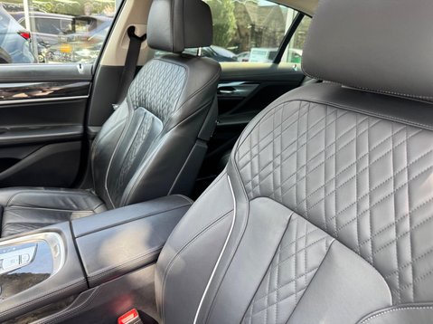BMW 7 Series 740LD XDRIVE EXCLUSIVE 15