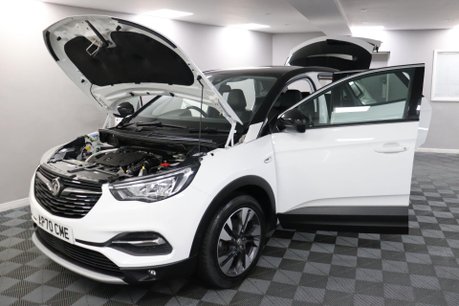 Vauxhall Grandland X SRI NAV 16