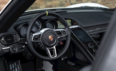 Porsche 918 Spyder 13