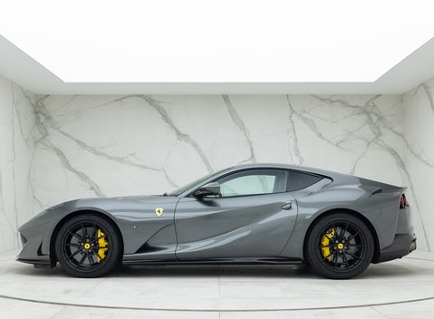 Ferrari 812 Superfast 2