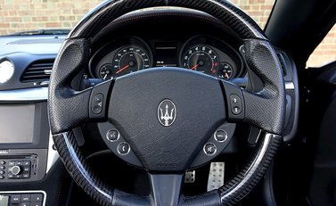 Maserati Grancabrio MC 27