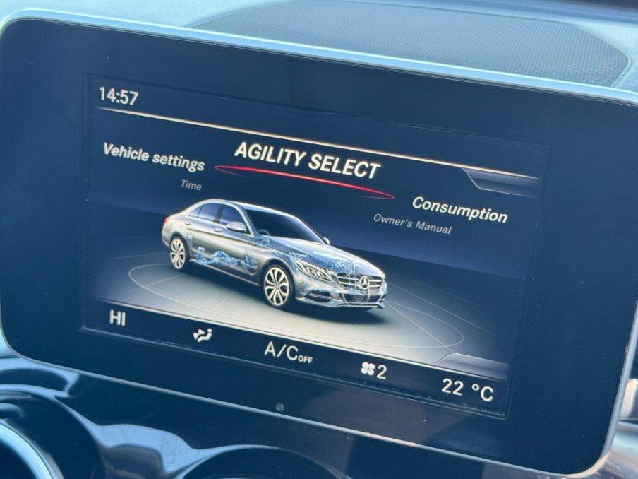 2015 Mercedes-Benz C Class — image 27