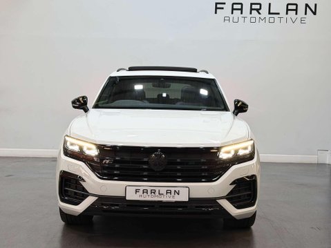 Volkswagen Touareg 3.0 TDI V6 Black Edition SUV 5dr Diesel Tiptronic 4Motion Euro 6 (s/s) (286 10