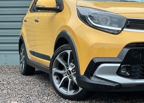 Kia Picanto 1.0 X-Line S 2