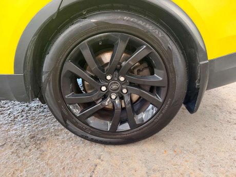 Land Rover Discovery 3.0 TD V6 SE Auto 4WD Euro 6 (s/s) 5dr 27