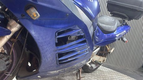 Suzuki RF 1994 RUNNING PROJECT BIKE CLASSIC SPARES OR REPAIR 600CC 28