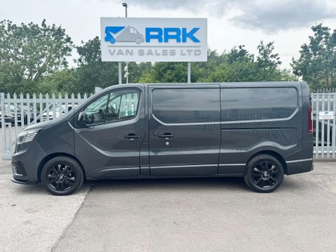 Renault Trafic 2.0 dCi Blue LL30 Sport+ Panel Van 5dr Diesel Manual L2 H1 Euro 6 (s/s) (15 7
