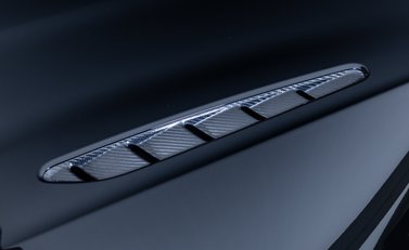 Aston Martin Vantage F1 EDITION 36