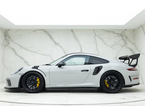 Porsche 911 GT3 RS Weissach (991.2) 2