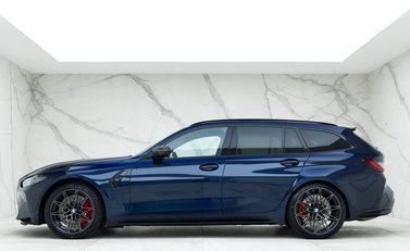 BMW M3 Competition XDrive Touring 2