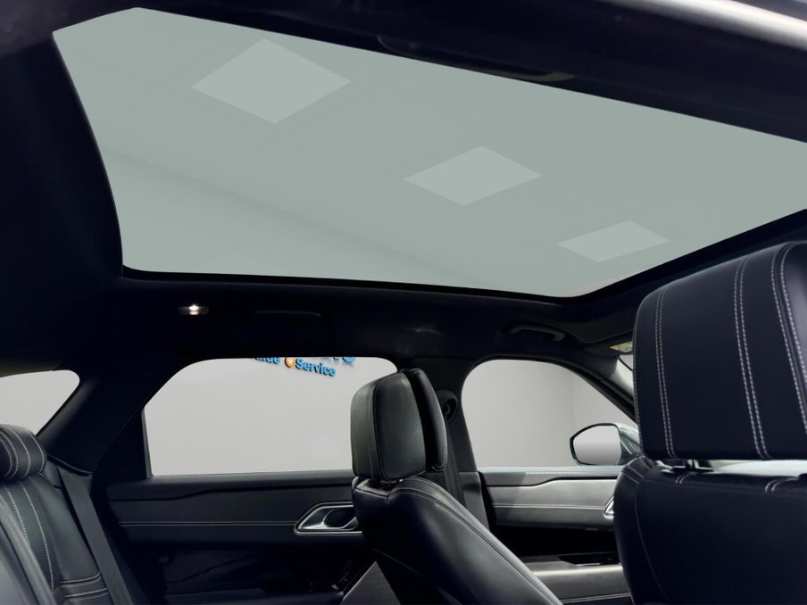 2020 Land Rover Range Rover Velar — image 3