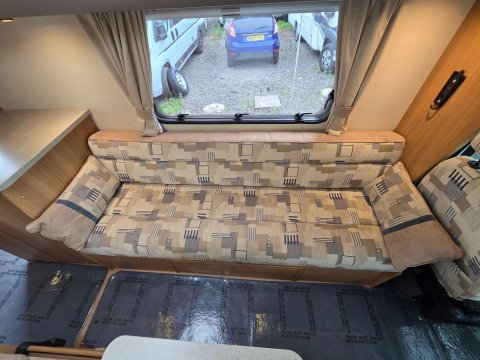 Swift Suntor 590RS Motorhome 25