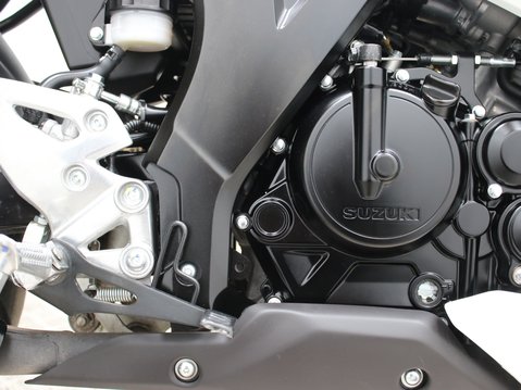 Suzuki GSX-R125 GSXR 125 RX M5 25