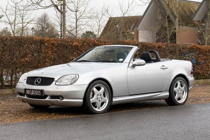Mercedes-Benz SLK 320 1