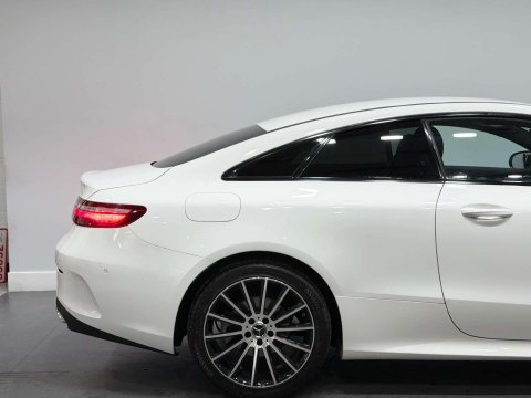 Mercedes-Benz E Class 2.0 E300 GPF AMG Line Coupe 2dr Petrol G-Tronic+ Euro 6 (s/s) (245 ps) 13