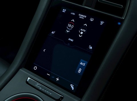 Porsche Taycan Turbo S 20