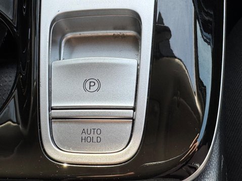 Hyundai TUCSON 1.6 h T-GDi Premium SUV 5dr Petrol Hybrid Auto Euro 6 (s/s) (230 ps) 27