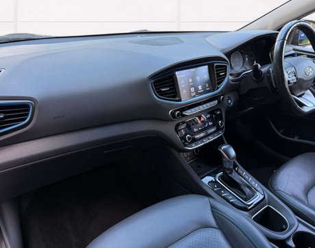 Hyundai IONIQ 1.6 IONIQ Premium SE PHEV Semi-Auto 5dr 6