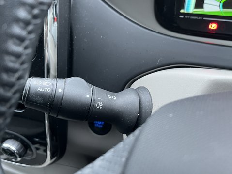 Renault Zoe 65kW i Dynamique Nav Quick Charge 41kWh 5dr Auto 21