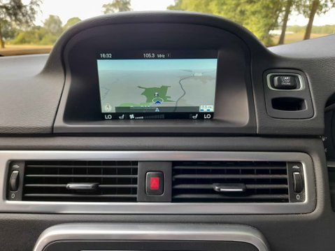 Volvo S80 D2 SE LUX 16