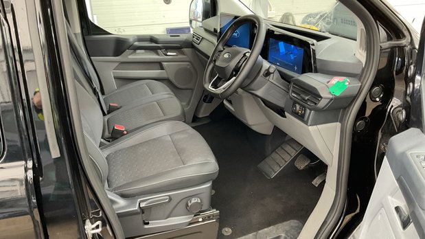 Ford Transit Custom AUTO LWB L2H1 Low Roof Limited Crew Van Air Con Alloys Sensors Cam EURO 6 9
