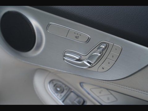 Mercedes-Benz C Class 2.1 C250d AMG Line (Premium) G-Tronic+ Euro 6 (s/s) 2dr 21
