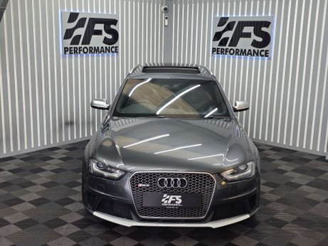 Audi RS4 4.2 FSI V8 Estate 5dr Petrol S Tronic quattro Euro 5 (450 ps) 41