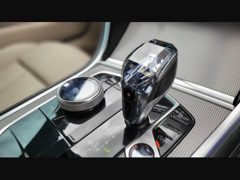 BMW 8 Series 840I 44