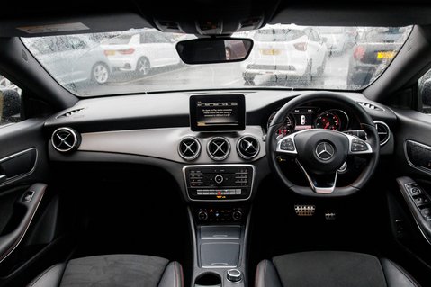 Mercedes-Benz CLA Class CLA 200 D AMG LINE 3