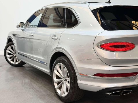 Bentley Bentayga 4.0 V8 SUV 5dr Petrol Auto 4WD Euro 6 (s/s) (550 ps) 20