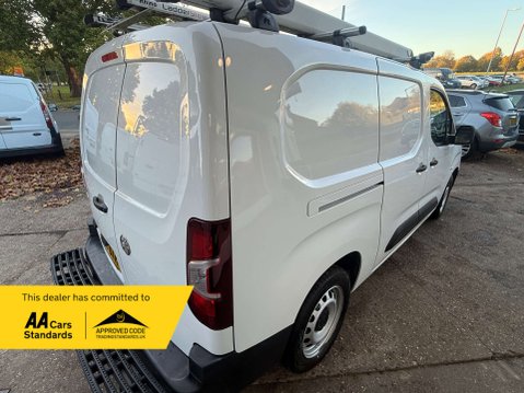 Vauxhall Combo 1.6 Combo 2300 Edition S/S 5