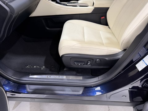 Lexus RX 450H Premium Sport Edition 41