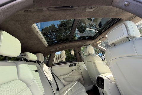 Porsche Macan TURBO PDK - HUGE SPEC - PAN ROOF - BOSE - CARPLAY 36