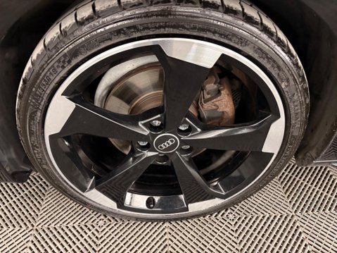 Audi A4 2.0 TFSI 35 Black Edition S Tronic Euro 6 (s/s) 4dr 42