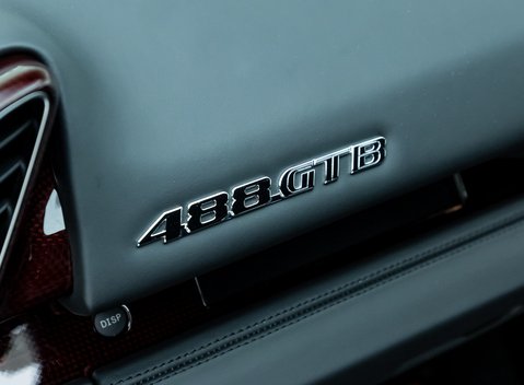 Ferrari 488 GTB Tailor Made 21
